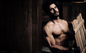 Karan Tacker